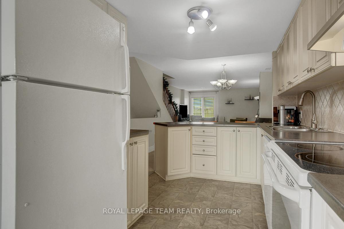 Photo 16 of Unit 18, 208 Chapman Mills Drive, Ottawa, Barrhaven - Strandherd — HOMEH