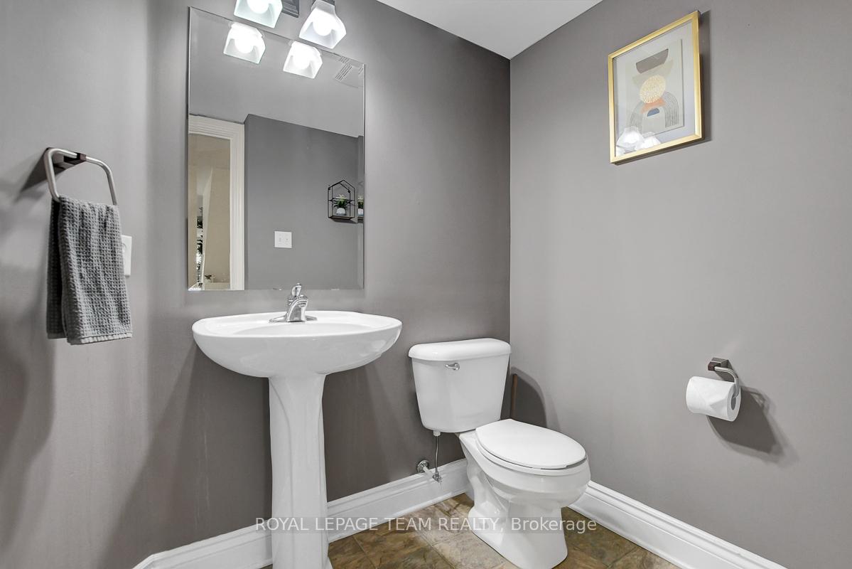 Photo 19 of Unit 18, 208 Chapman Mills Drive, Ottawa, Barrhaven - Strandherd — HOMEH