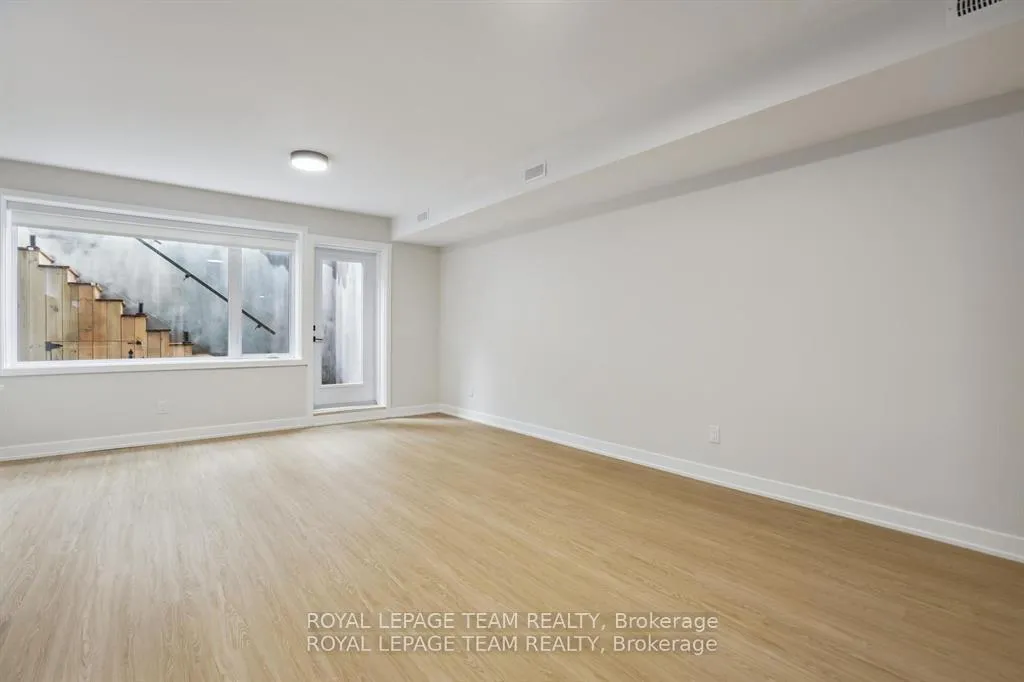 Photo 3 of Unit 1, 49 Grosvenor Avenue, Ottawa, Old Ottawa South — HOMEH
