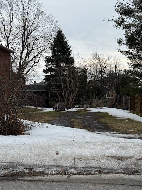 Photo 1 of 10 Ashburn Drive, Ottawa, Borden Farm/Stewart Farm/Carleton Heights/Parkwood Hills — HOMEH