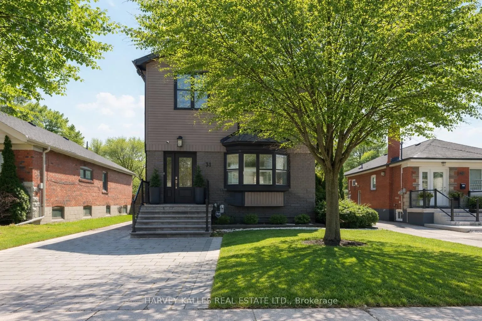 Photo 3 of 31 Ferris Road, Toronto, O'Connor-Parkview — HOMEH