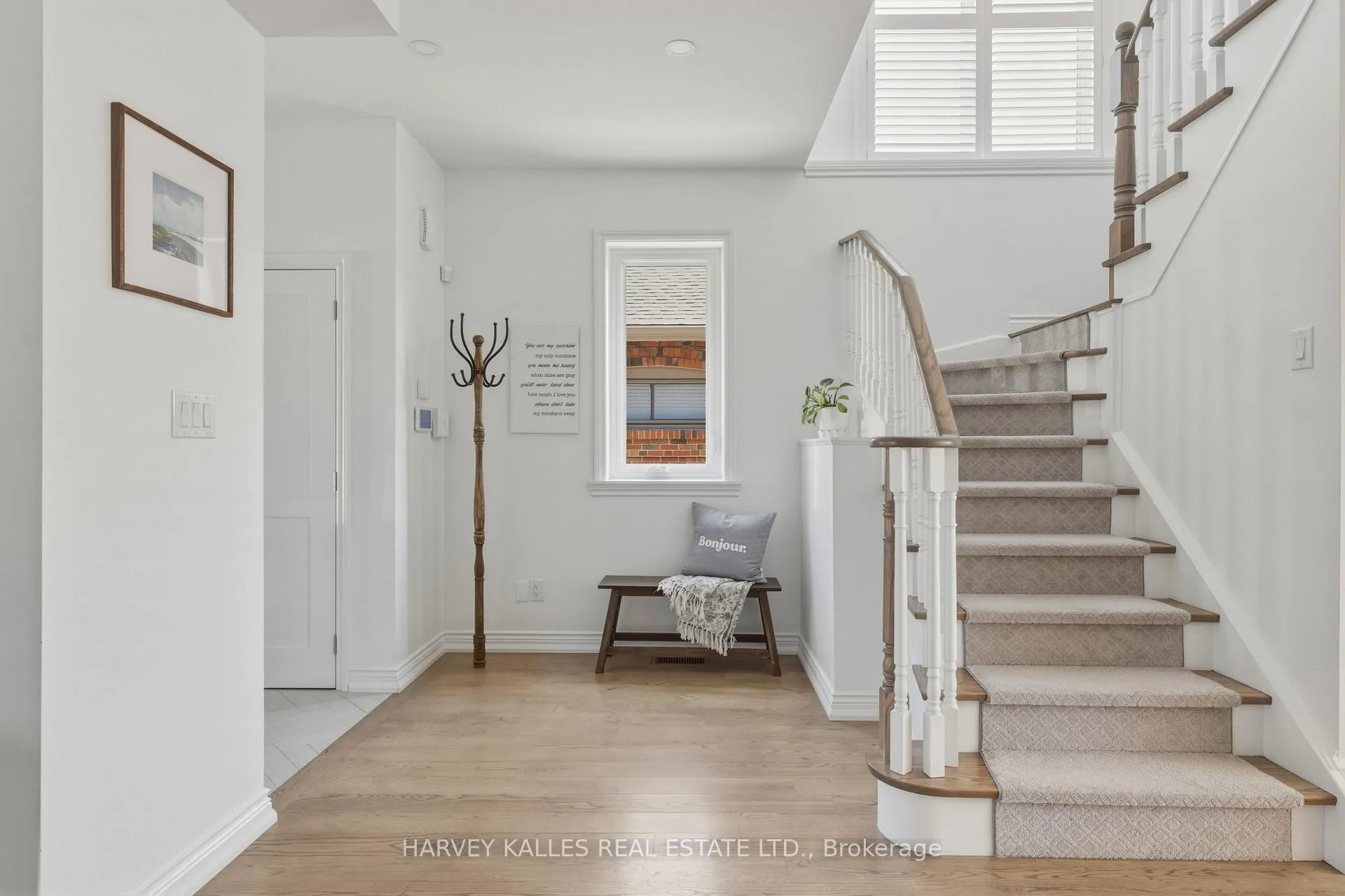 Photo 5 of 31 Ferris Road, Toronto, O'Connor-Parkview — HOMEH