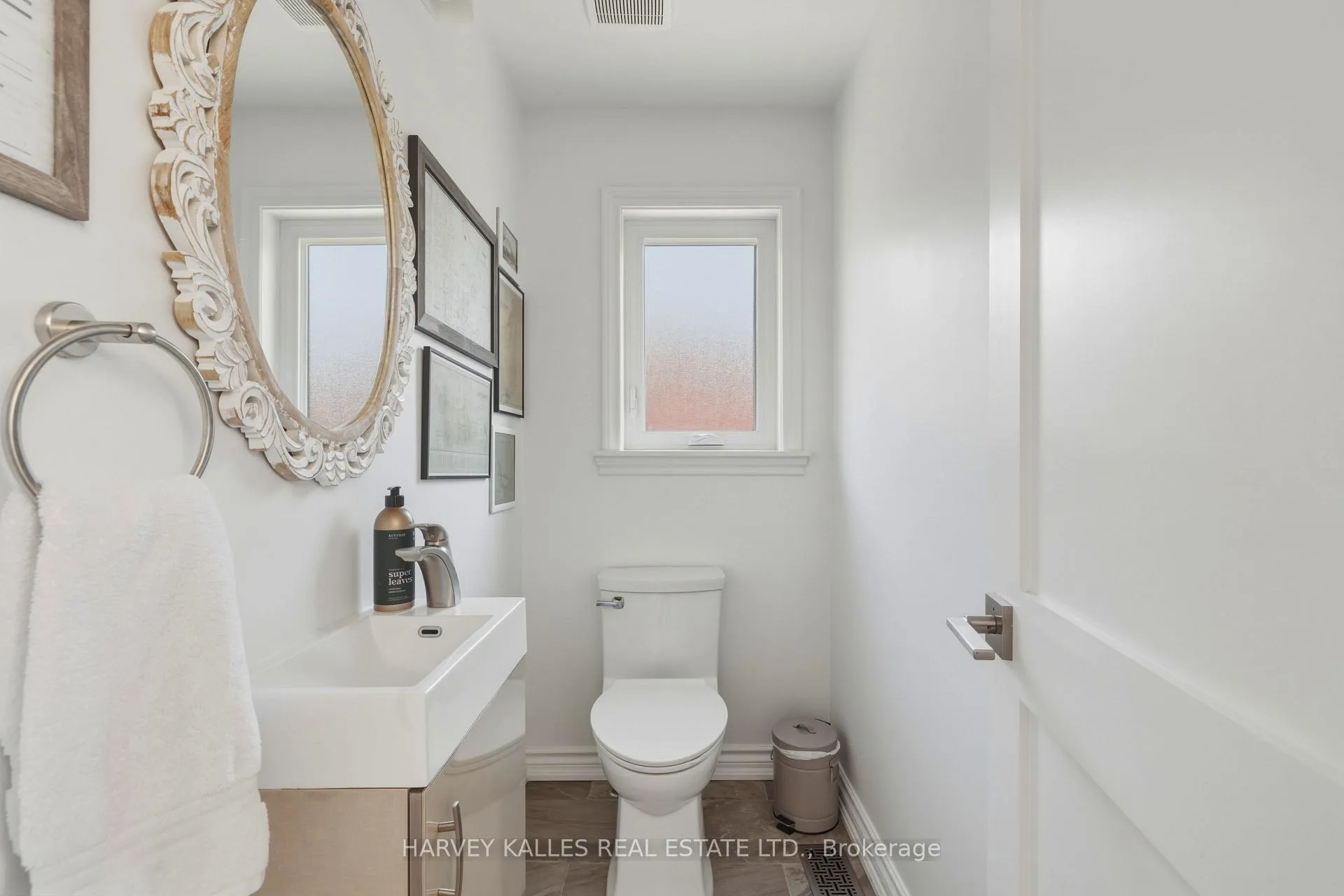 Photo 23 of 31 Ferris Road, Toronto, O'Connor-Parkview — HOMEH