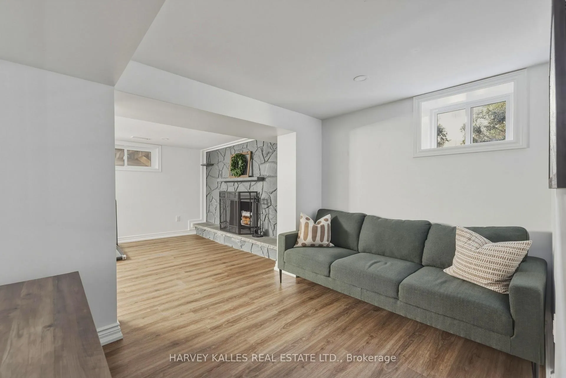 Photo 43 of 31 Ferris Road, Toronto, O'Connor-Parkview — HOMEH