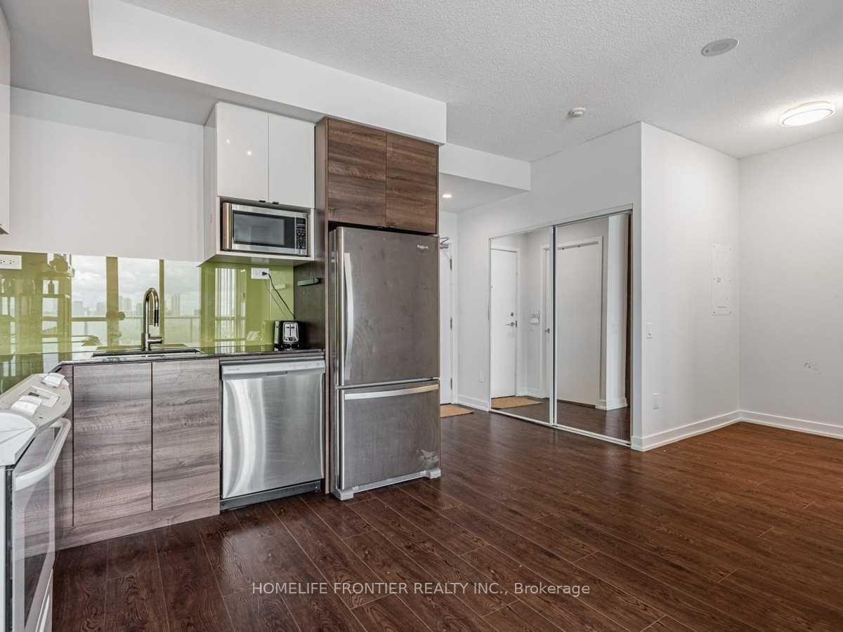 Photo 8 of Unit 2803, 121 Mcmahon Drive, North York, Bayview Village — HOMEH