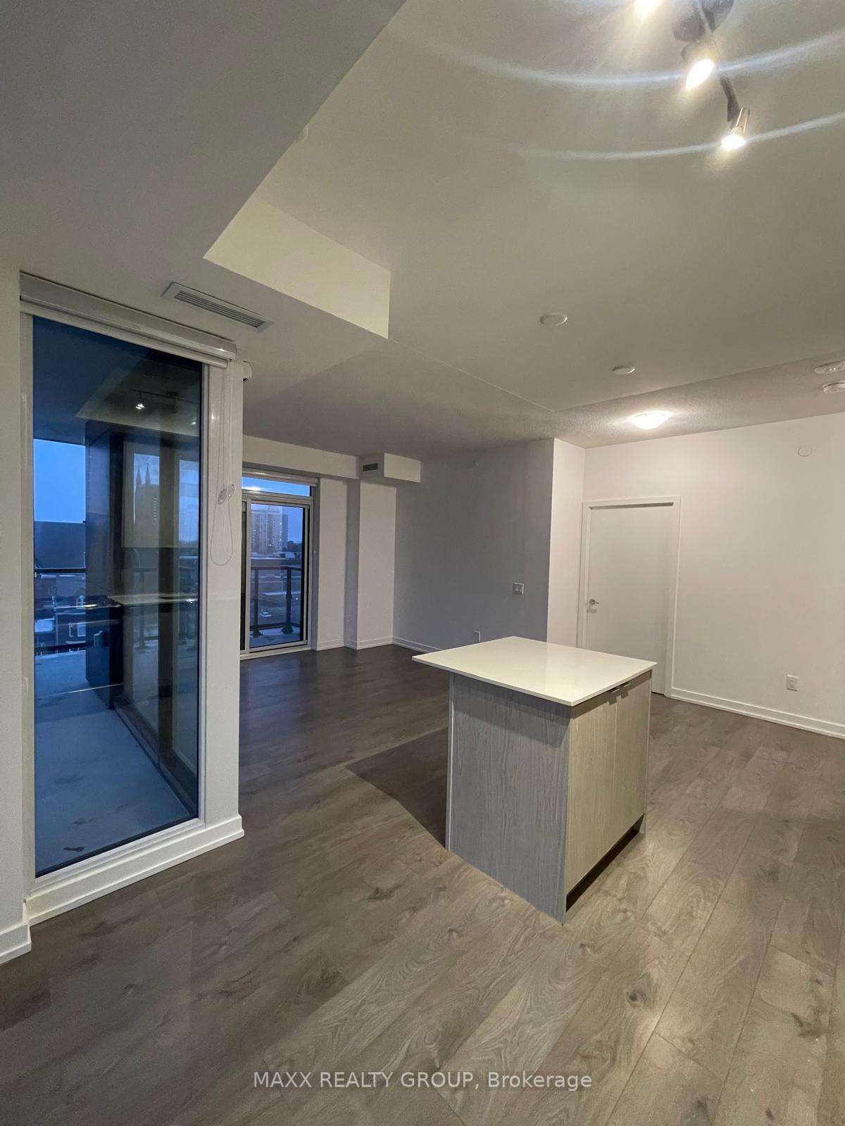 Photo 7 of Unit 702, 55 Duke Street, Kitchener — HOMEH