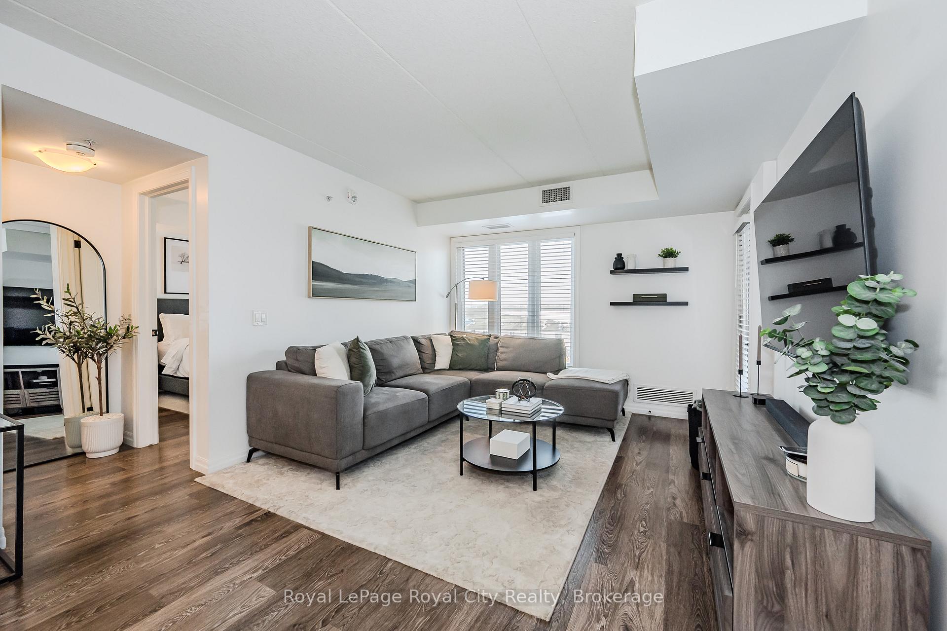 Photo 3 of Unit 205, 108 Summit Ridge Drive, Guelph, Grange Road — HOMEH