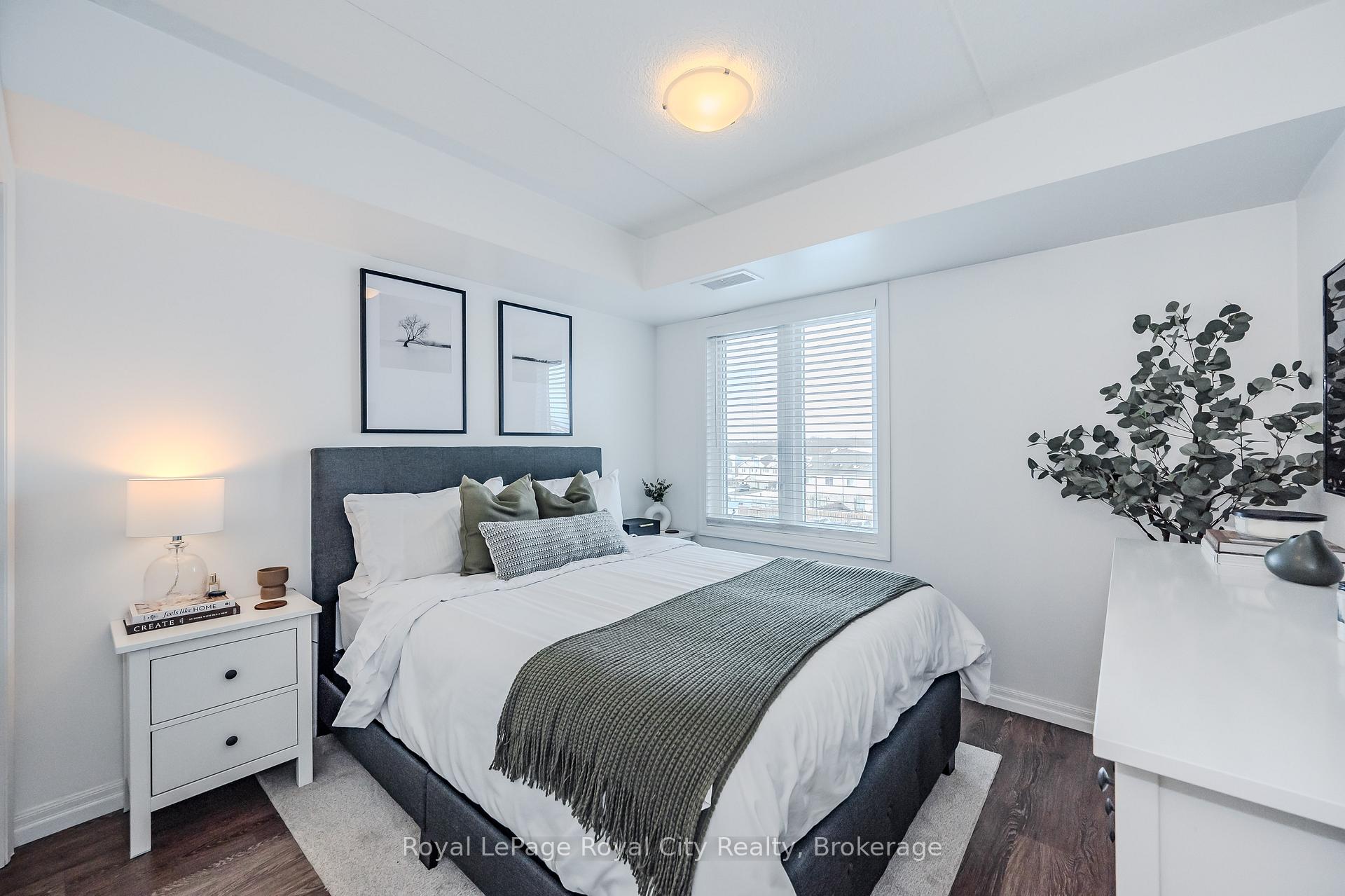 Photo 4 of Unit 205, 108 Summit Ridge Drive, Guelph, Grange Road — HOMEH