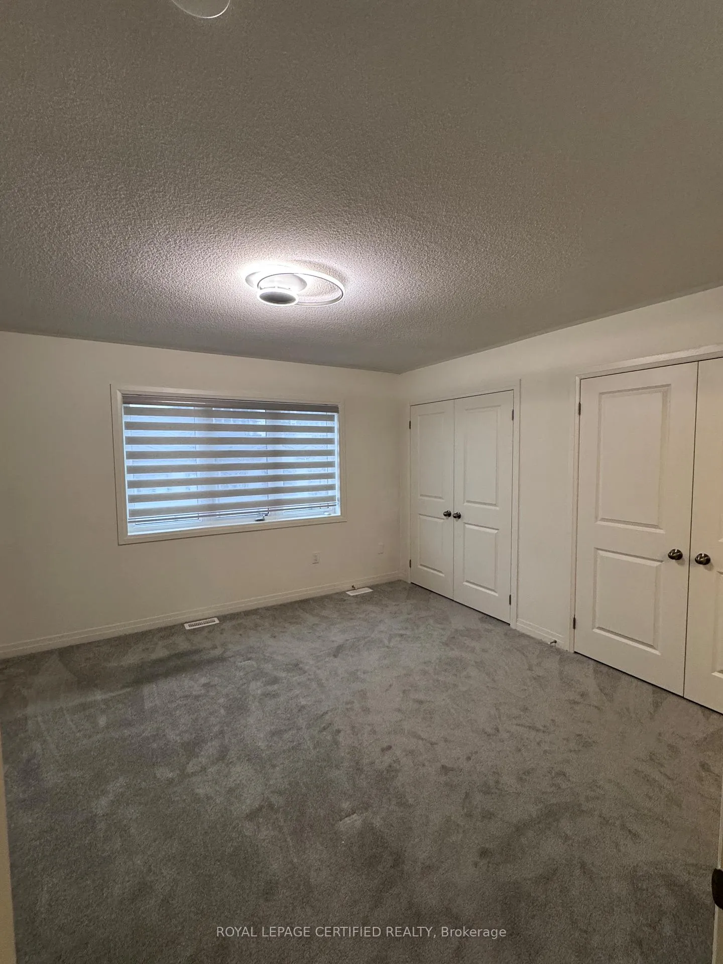 Photo 14 of 25 King George Way, Clarington, Bowmanville — HOMEH