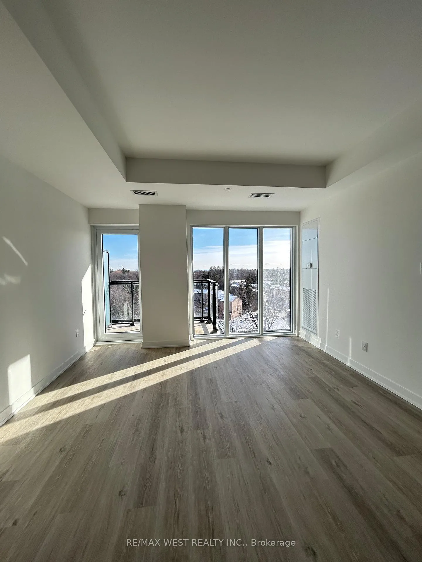 Photo 6 of Unit 708, 4569 Kingston Road, Scarborough, West Hill — HOMEH