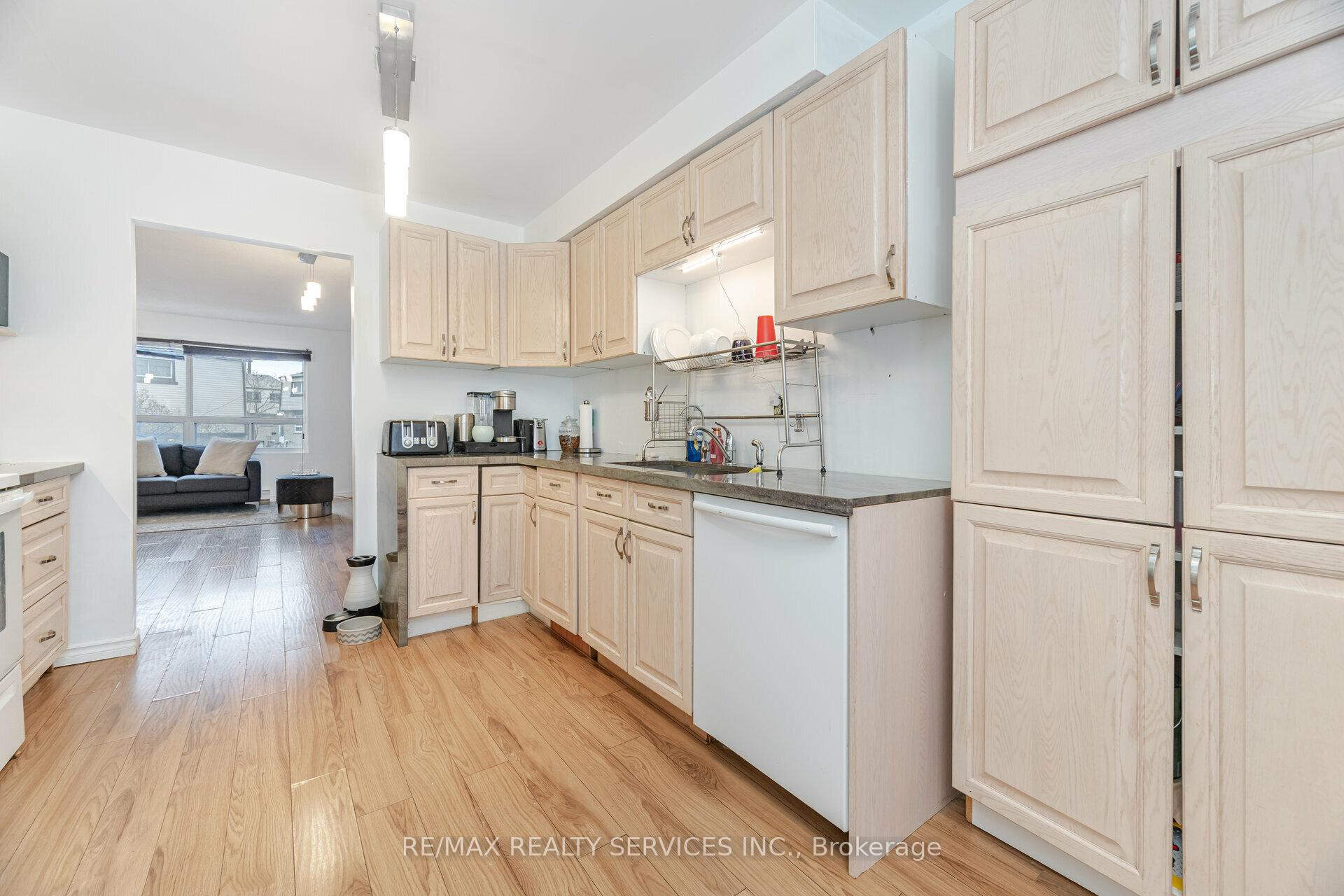 Photo 11 of Unit #67, 1945 Denmar Road, Pickering, Village East — HOMEH