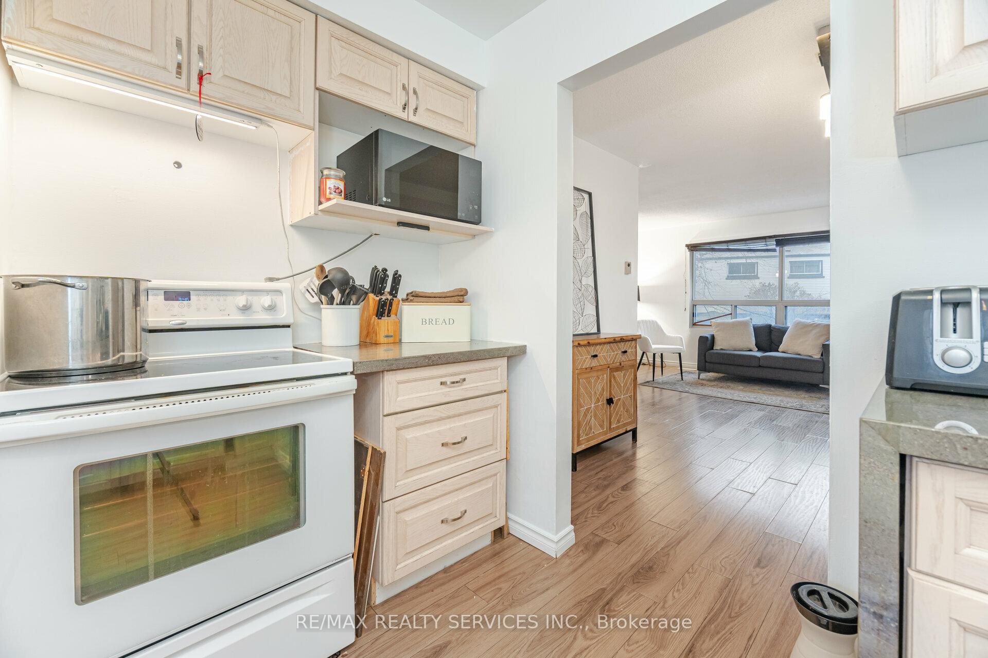 Photo 12 of Unit #67, 1945 Denmar Road, Pickering, Village East — HOMEH