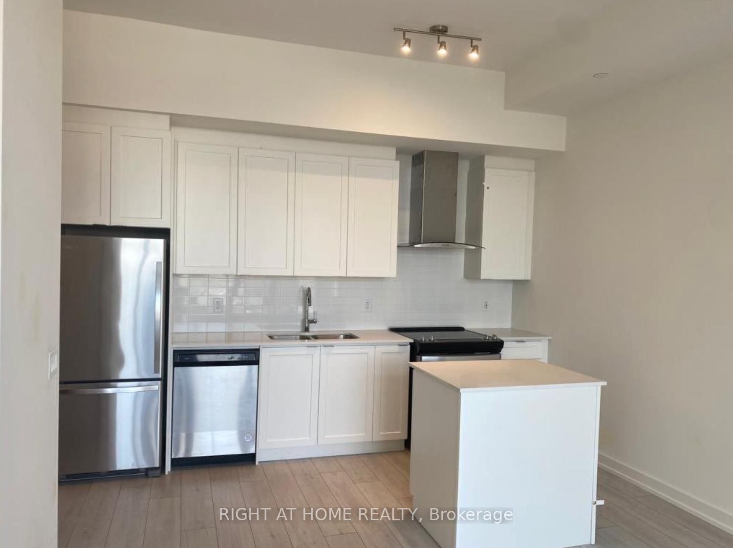 Front of Unit 418, 55 Duke Street W