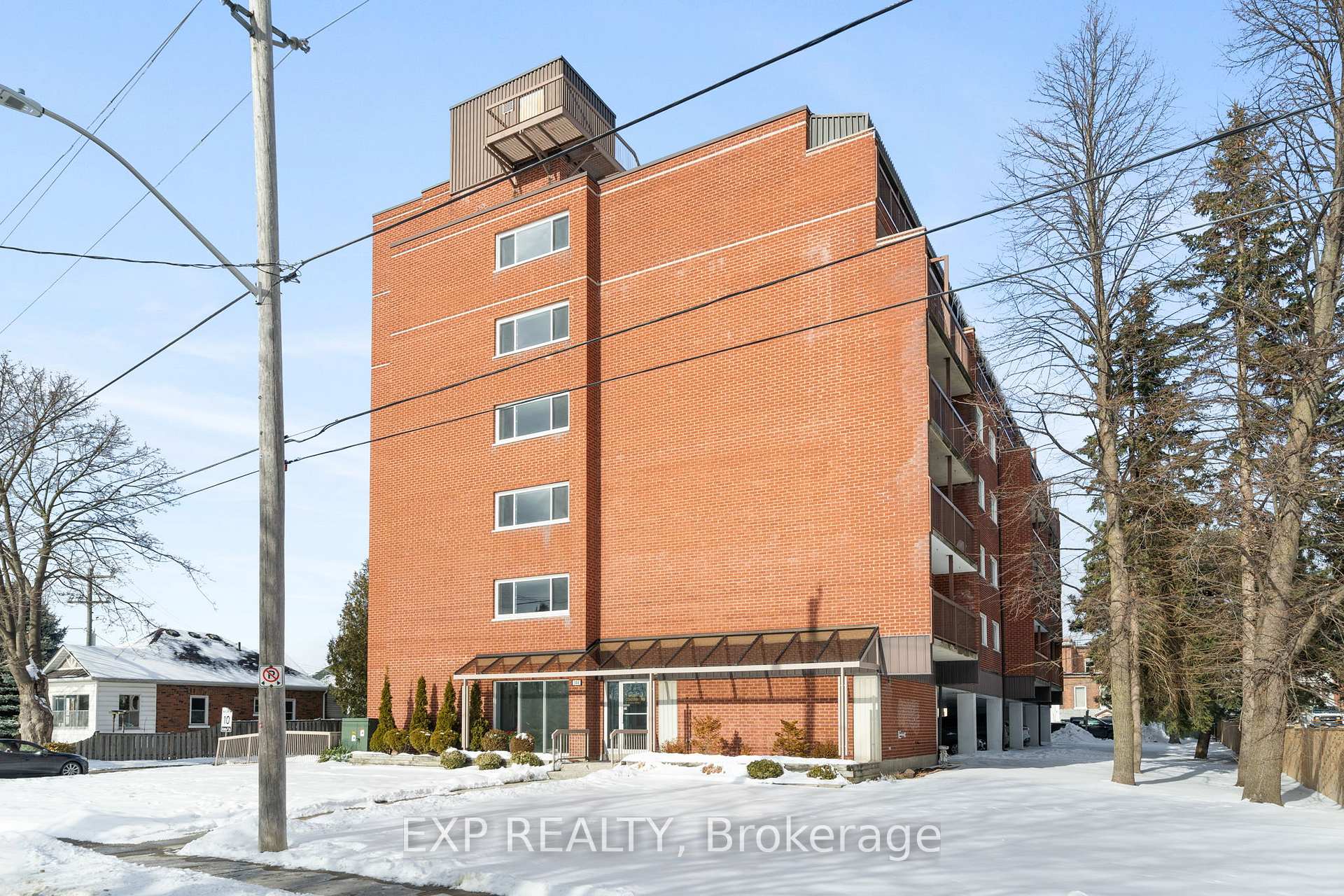 Front of Unit 302, 144 Queen Street