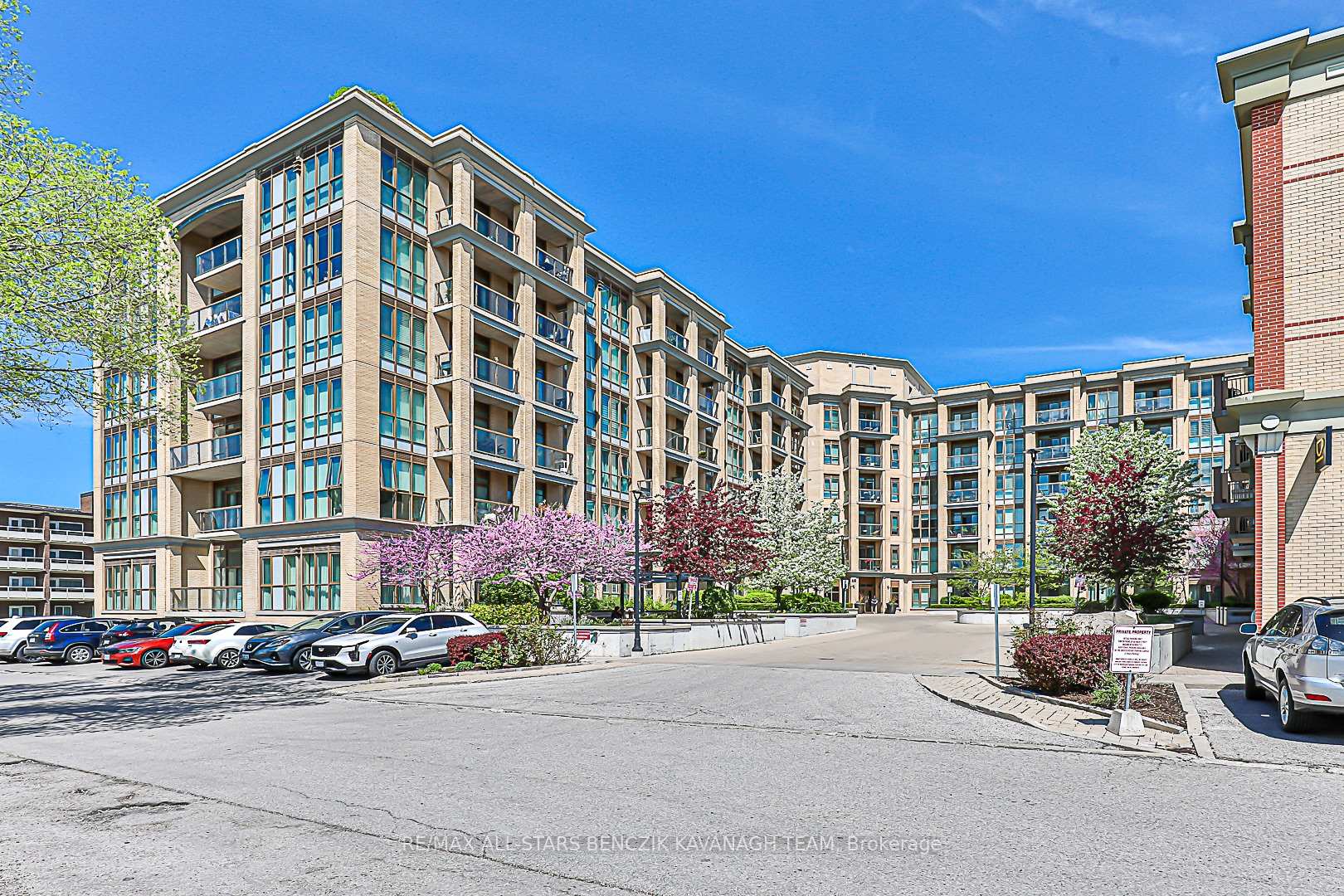 Photo 1 of Unit 323, 68 Main Street N, Markham, Old Markham Village — HOMEH