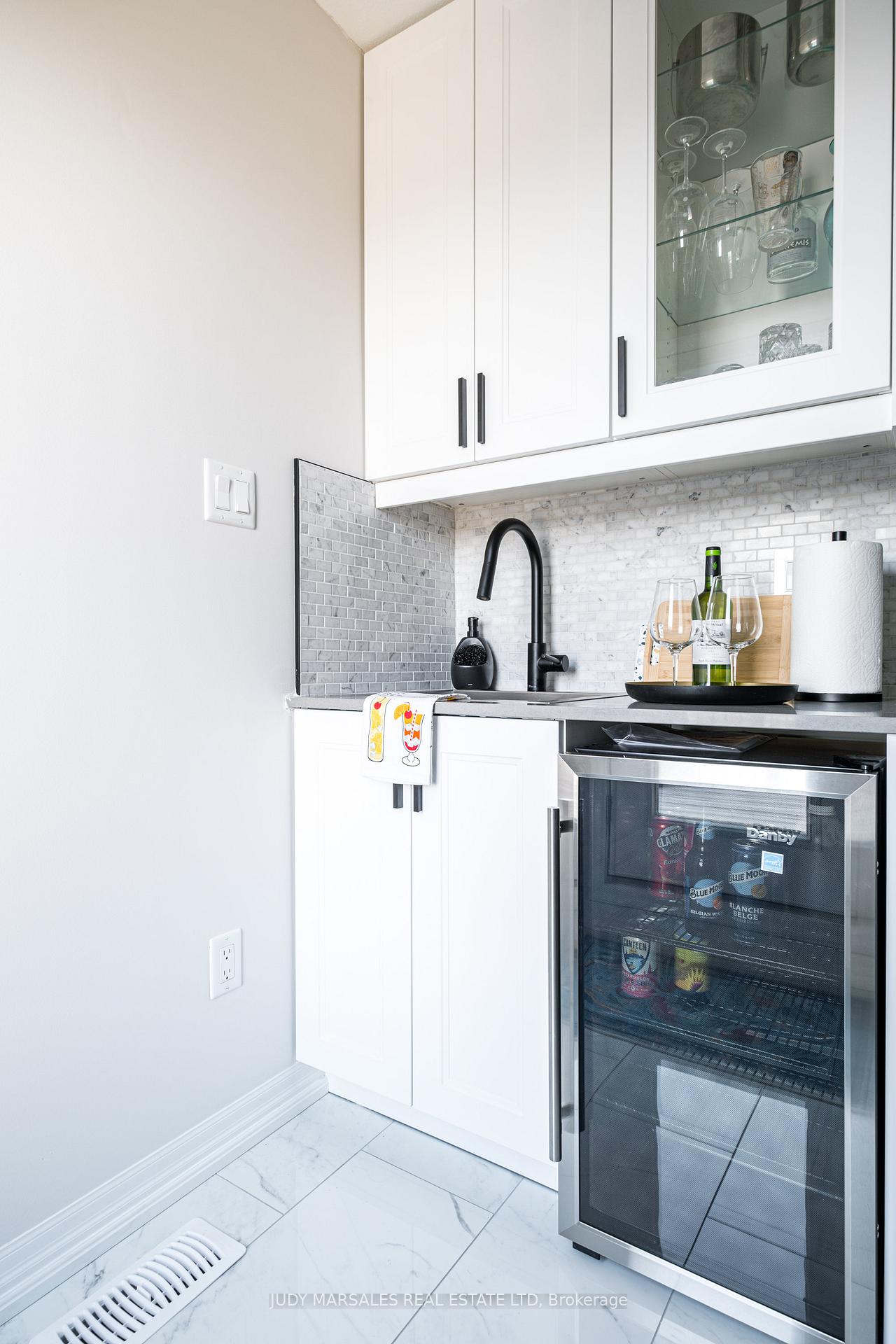Photo 22 of Unit 25, 290 Barton Street W, Hamilton, Strathcona — HOMEH
