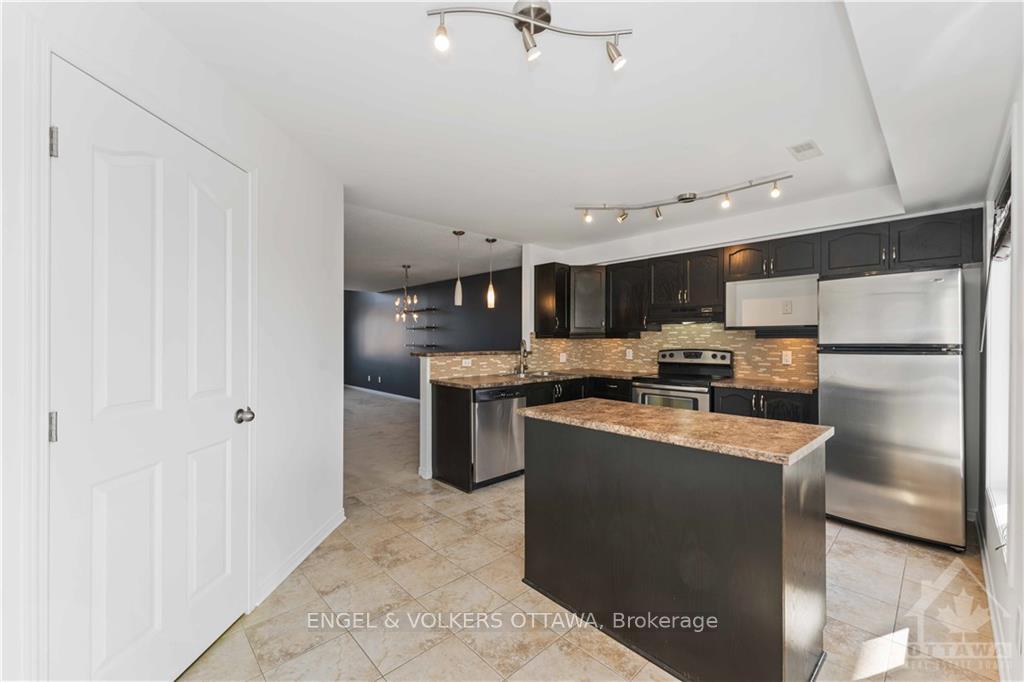 Photo 4 of 236 Tivoli, Ottawa, Merivale Industrial Park/Citiplace — HOMEH