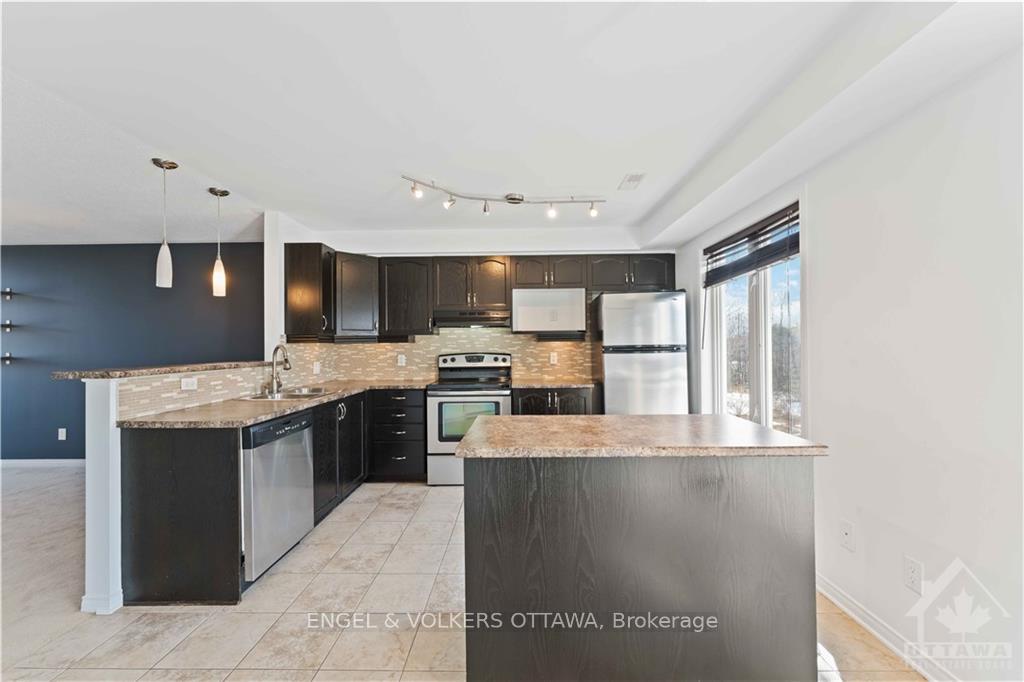 Photo 6 of 236 Tivoli, Ottawa, Merivale Industrial Park/Citiplace — HOMEH