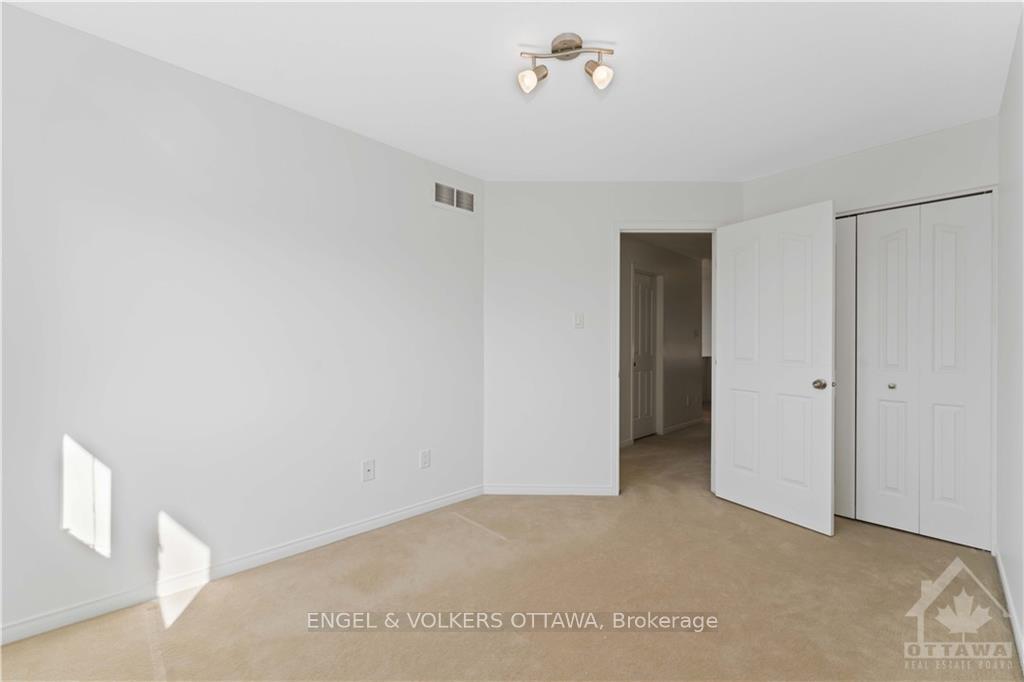Photo 16 of 236 Tivoli, Ottawa, Merivale Industrial Park/Citiplace — HOMEH