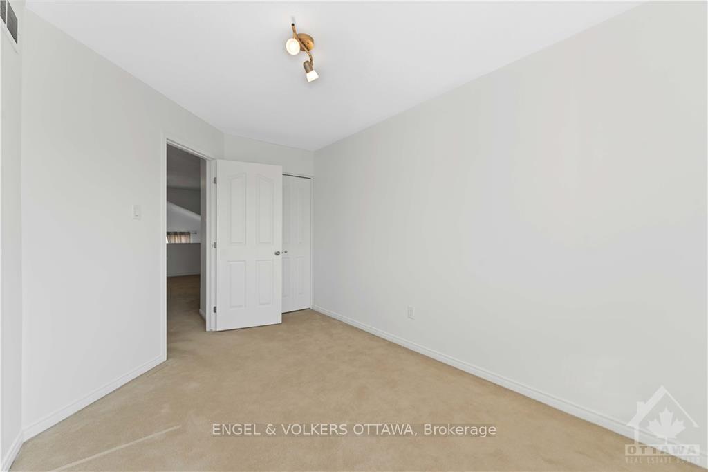 Photo 17 of 236 Tivoli, Ottawa, Merivale Industrial Park/Citiplace — HOMEH