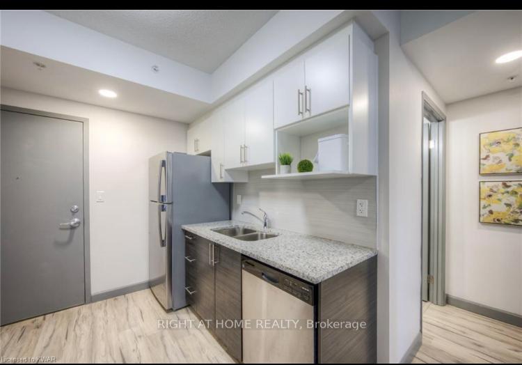 Photo 3 of Unit 2515, 258B Sunview Street, Waterloo, Beechwood/University — HOMEH