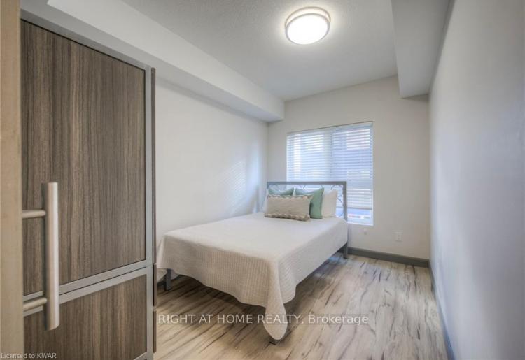 Photo 7 of Unit 2515, 258B Sunview Street, Waterloo, Beechwood/University — HOMEH