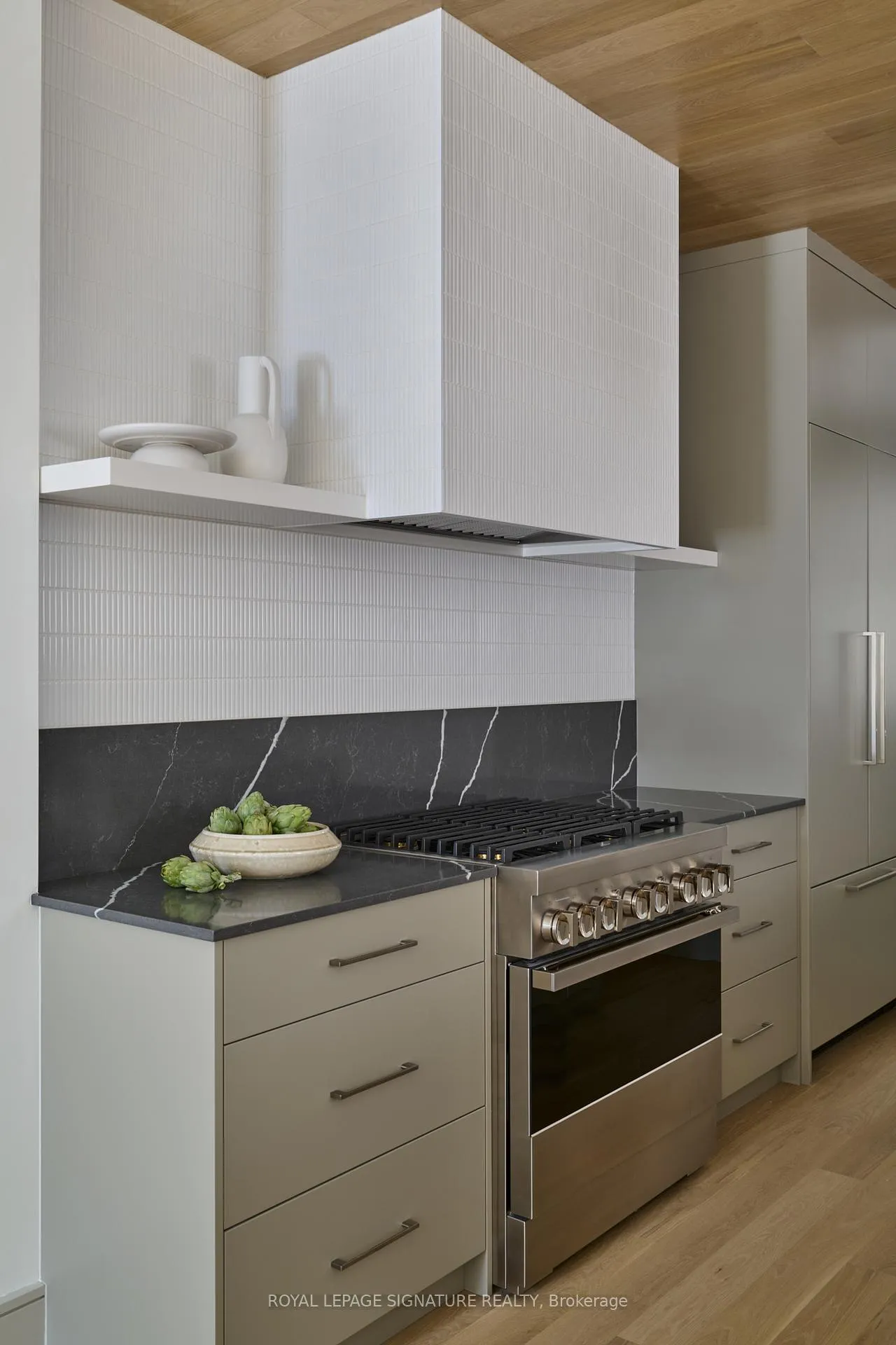 Photo 10 of Unit Main, 82 Gough Avenue, Toronto, Playter Estates-Danforth — HOMEH
