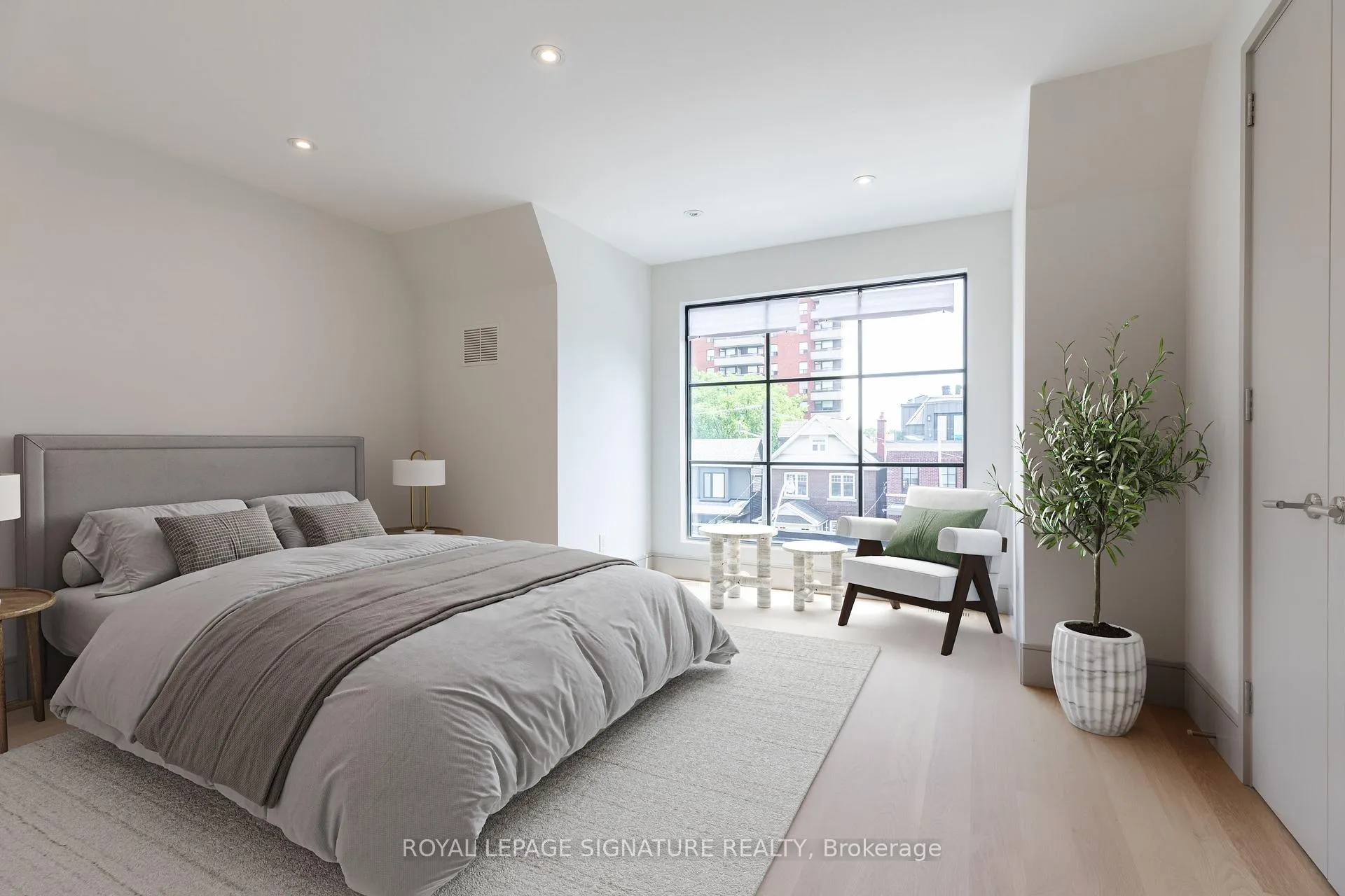 Photo 23 of Unit Main, 82 Gough Avenue, Toronto, Playter Estates-Danforth — HOMEH