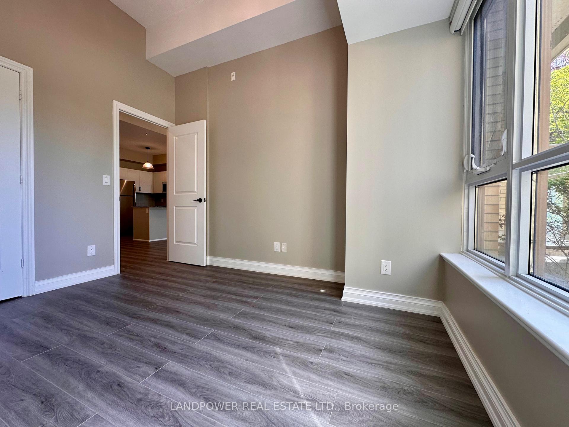 Photo 13 of Unit 113, 68 Main Street N, Markham, Old Markham Village — HOMEH