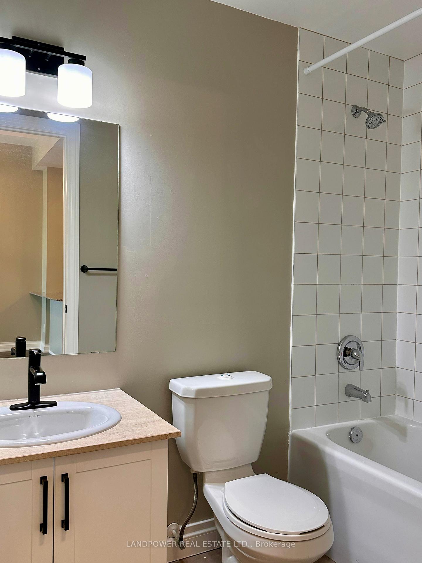 Photo 18 of Unit 113, 68 Main Street N, Markham, Old Markham Village — HOMEH