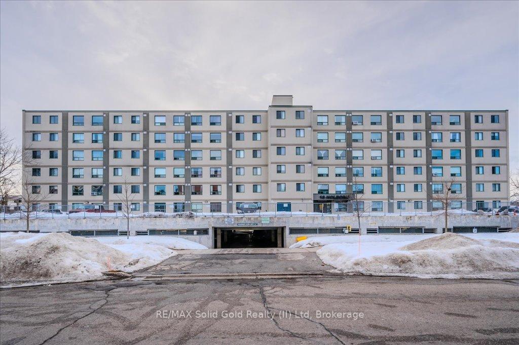 Photo 1 of Unit 102, 18 Holborn Court, Kitchener — HOMEH