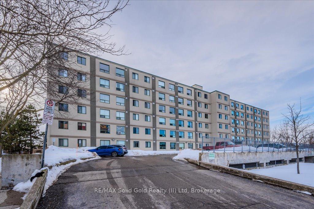 Photo 3 of Unit 102, 18 Holborn Court, Kitchener — HOMEH