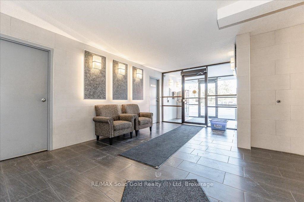 Photo 6 of Unit 102, 18 Holborn Court, Kitchener — HOMEH