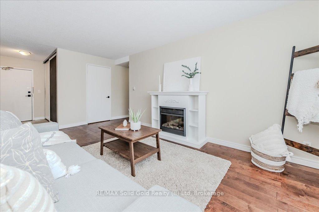 Photo 13 of Unit 102, 18 Holborn Court, Kitchener — HOMEH