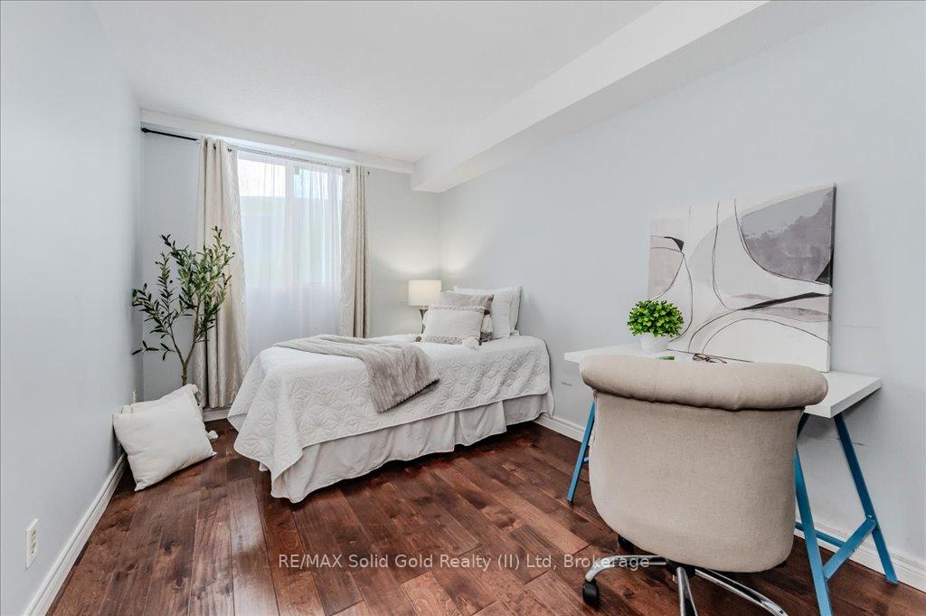 Photo 20 of Unit 102, 18 Holborn Court, Kitchener — HOMEH
