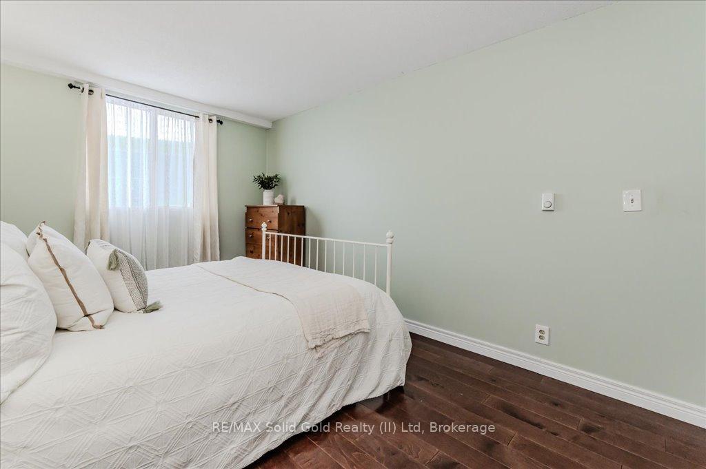 Photo 24 of Unit 102, 18 Holborn Court, Kitchener — HOMEH