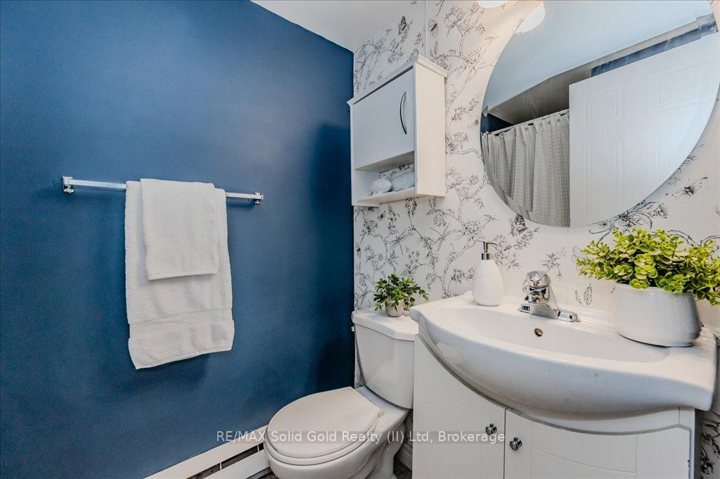 Photo 26 of Unit 102, 18 Holborn Court, Kitchener — HOMEH