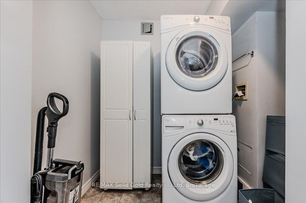 Photo 27 of Unit 102, 18 Holborn Court, Kitchener — HOMEH