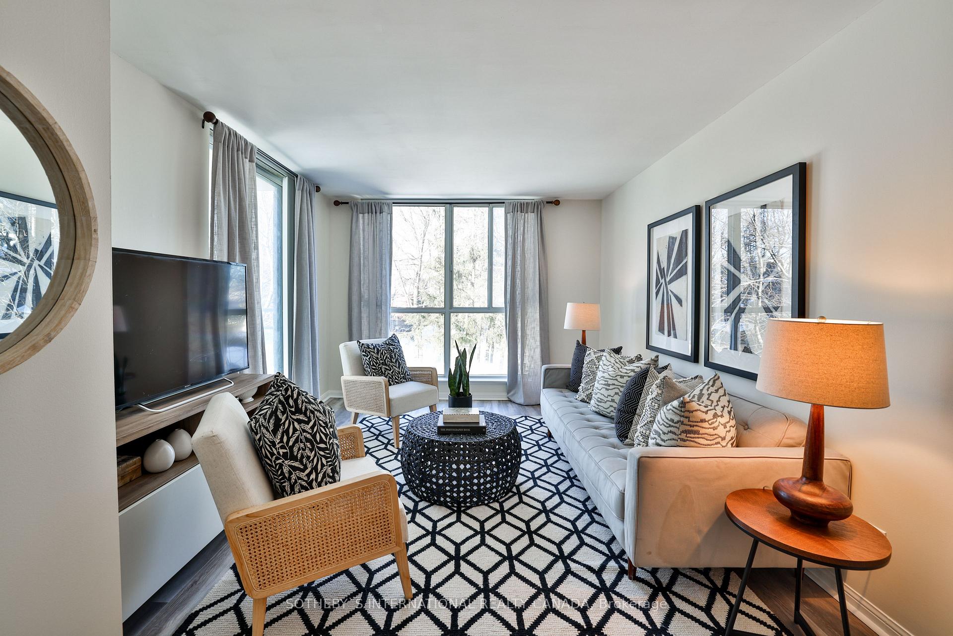 Photo 10 of Unit 201, 398 Eglinton Avenue E, Toronto, Mount Pleasant East — HOMEH