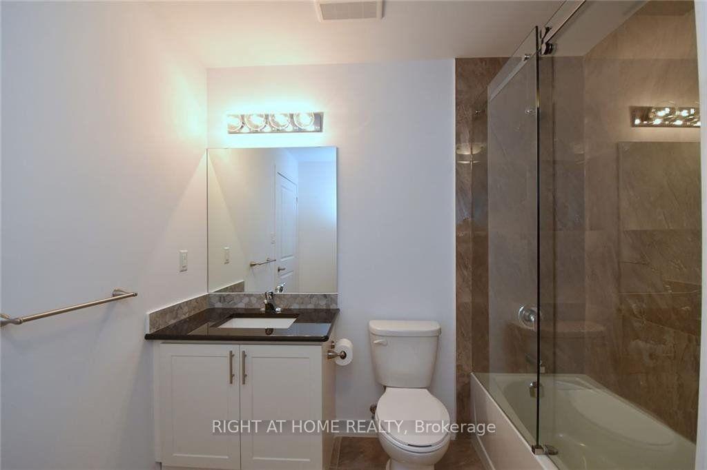 Photo 5 of Unit 206, 125 Shoreview Place, Hamilton, Lakeshore — HOMEH