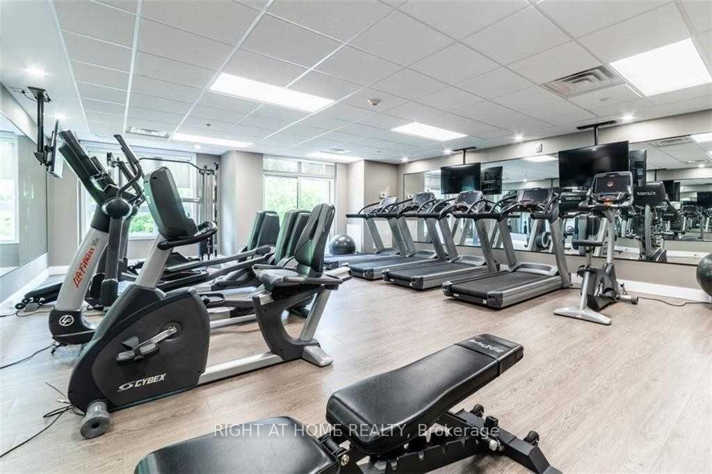 Photo 8 of Unit 206, 125 Shoreview Place, Hamilton, Lakeshore — HOMEH