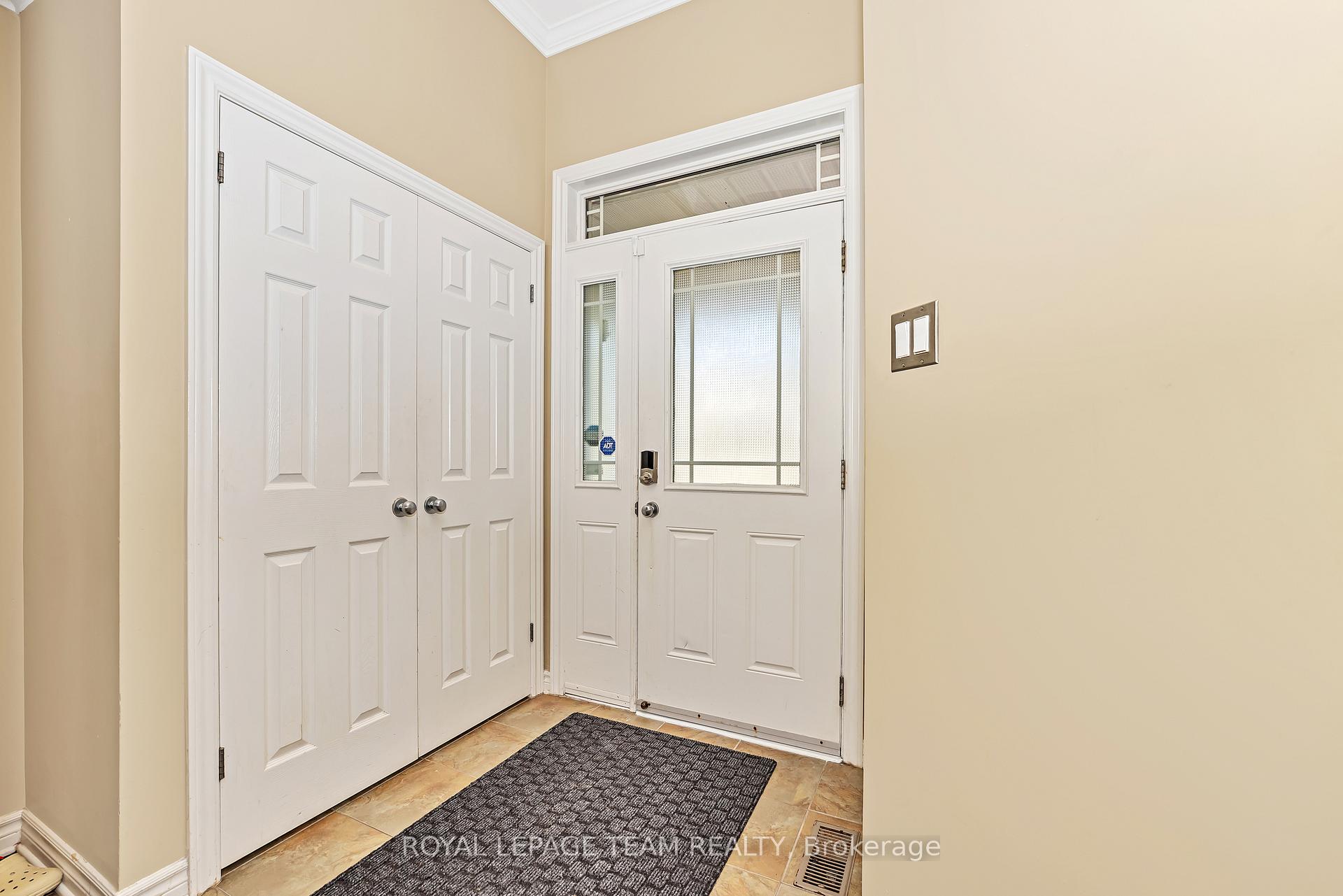 Photo 2 of 120 Tapestry Drive, Ottawa, Barrhaven - Strandherd — HOMEH