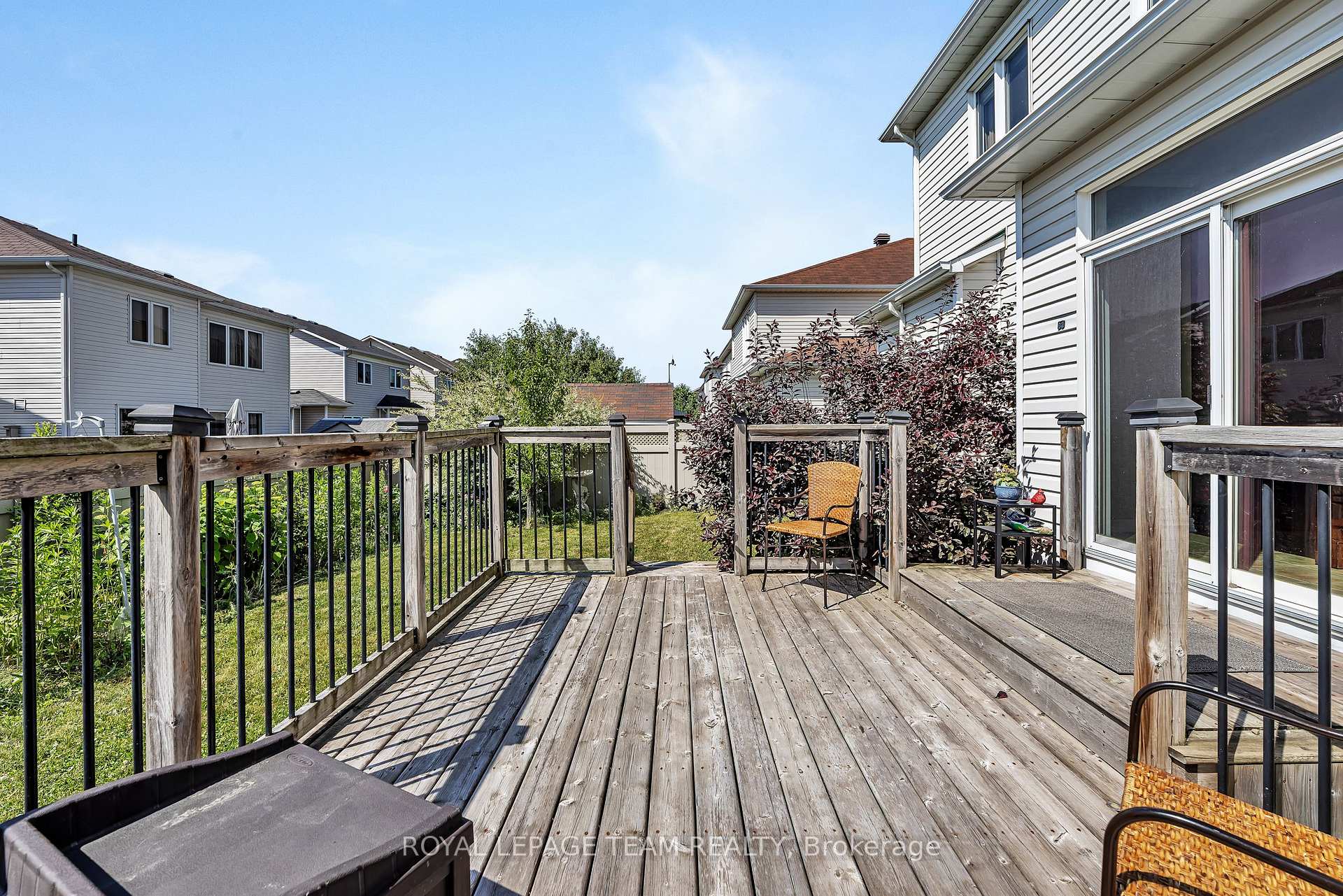 Photo 30 of 120 Tapestry Drive, Ottawa, Barrhaven - Strandherd — HOMEH