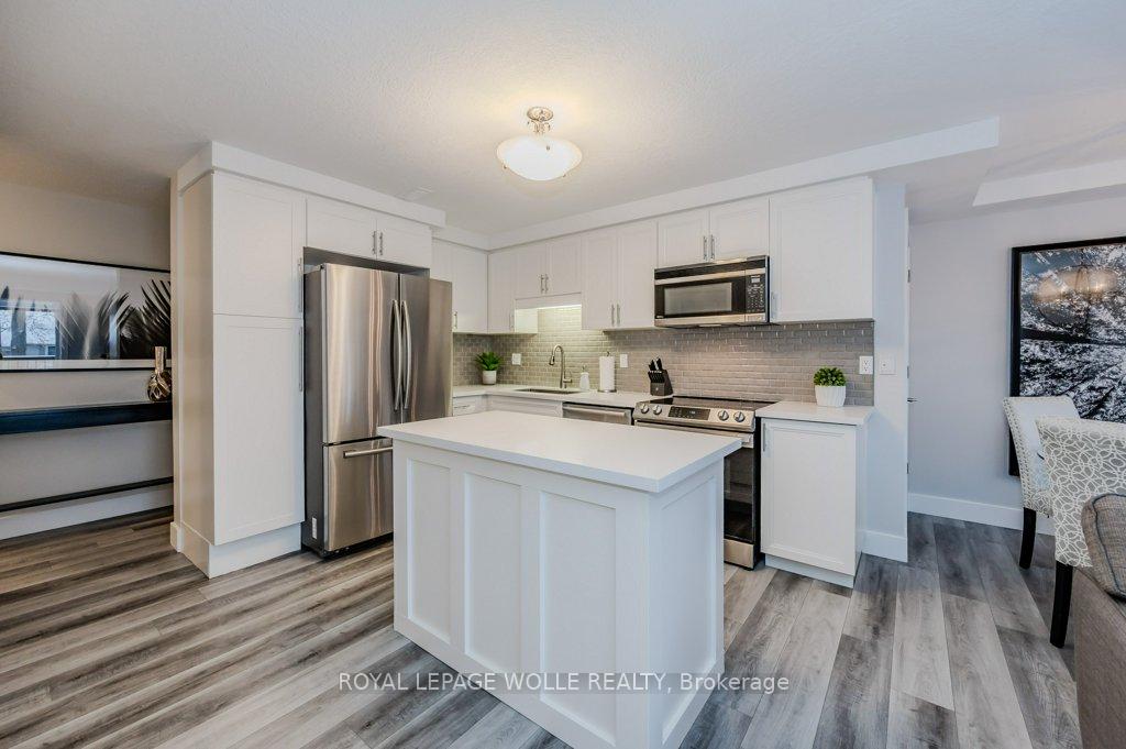 Photo 3 of Unit C, 237 Rachel Crescent, Kitchener, Huron Park — HOMEH