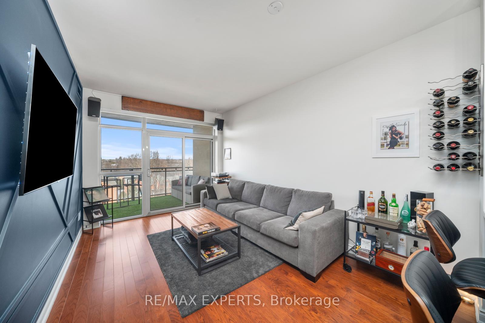 Photo 13 of Unit 427, 281 Woodbridge Avenue, Vaughan, West Woodbridge — HOMEH