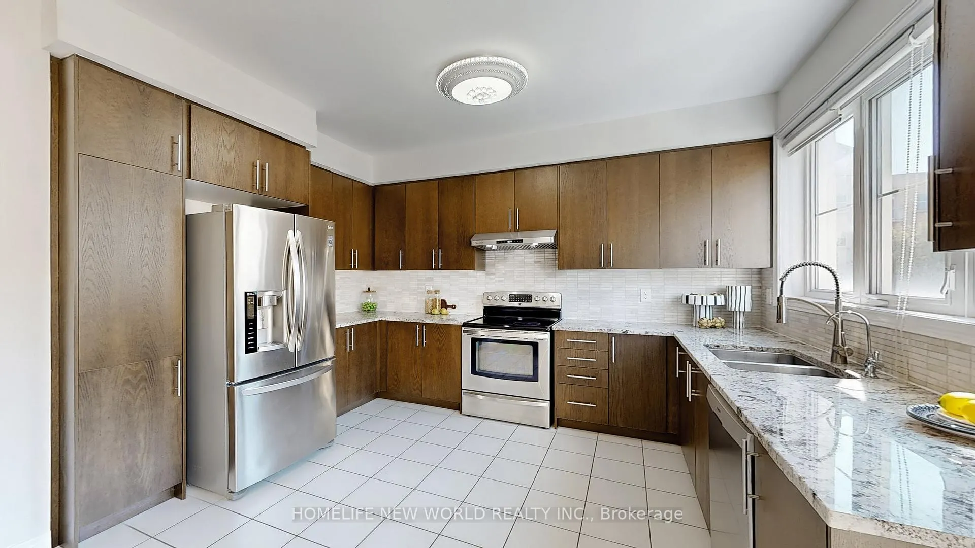 Photo 8 of 23 Victor Herbert Way, Markham, Cathedraltown — HOMEH