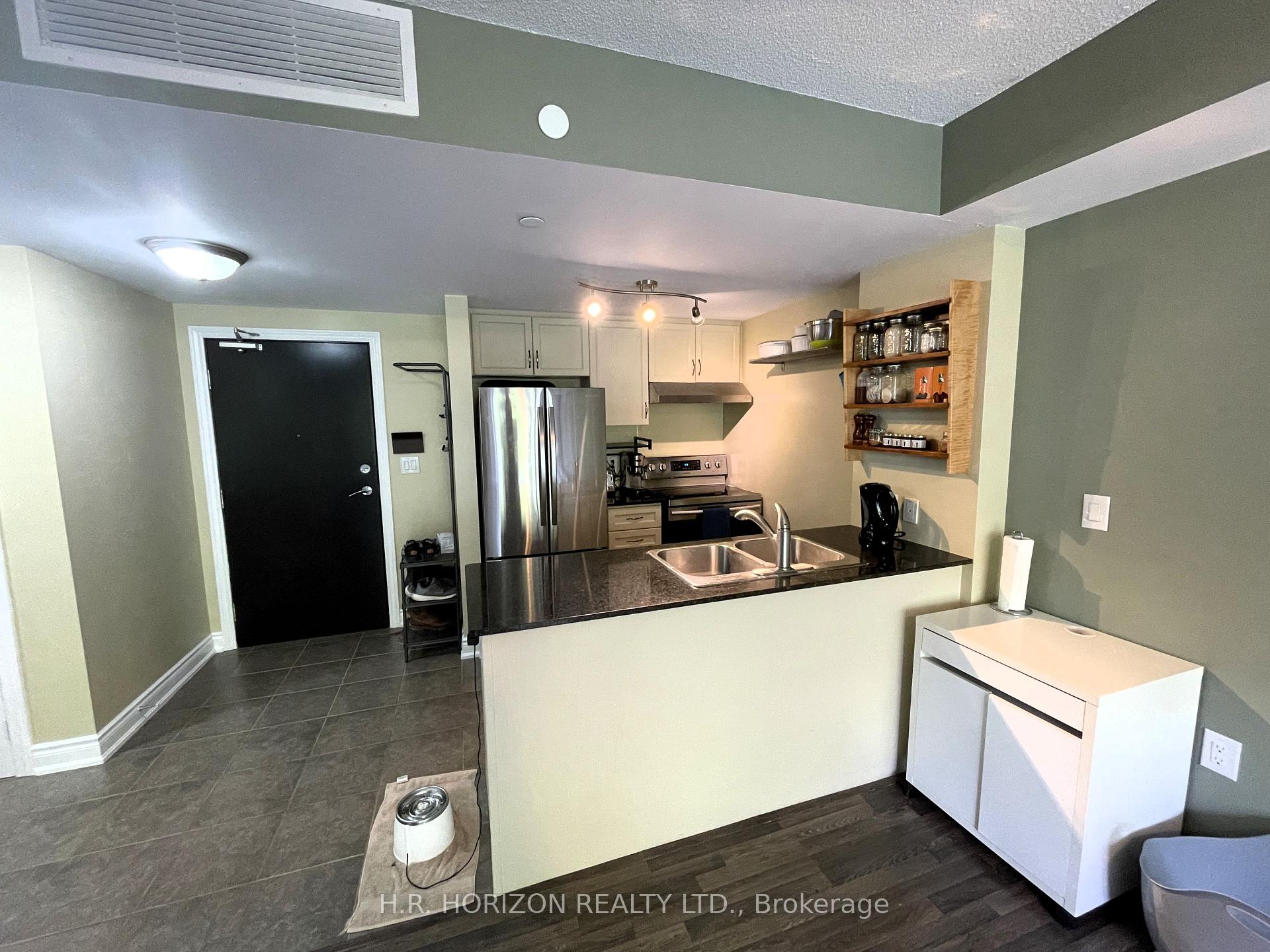 Photo 6 of Unit 306, 149 Church Street, King, Schomberg — HOMEH
