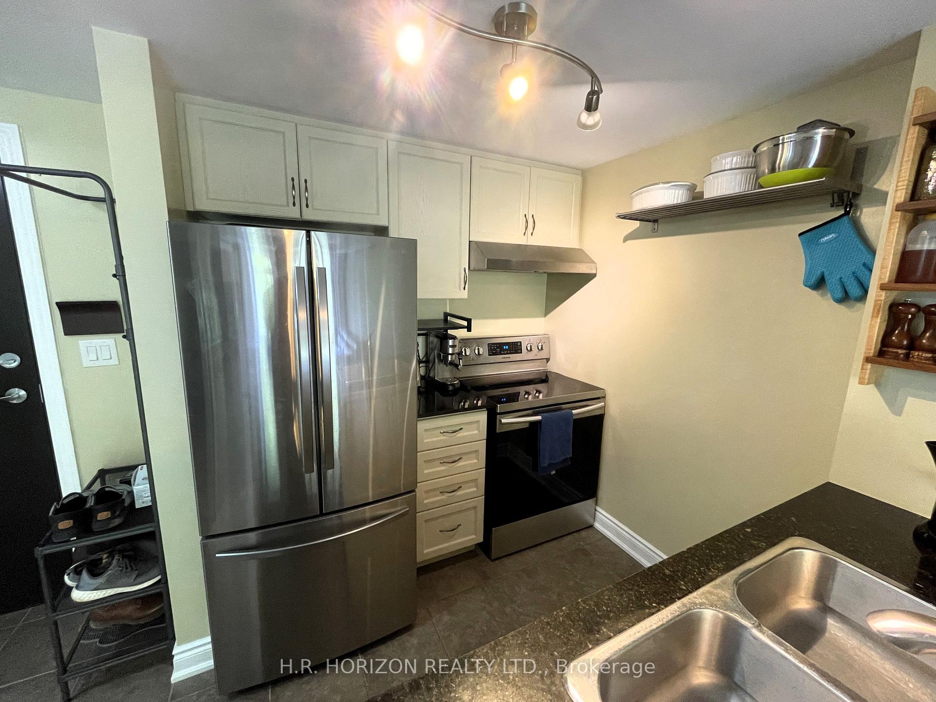 Photo 7 of Unit 306, 149 Church Street, King, Schomberg — HOMEH