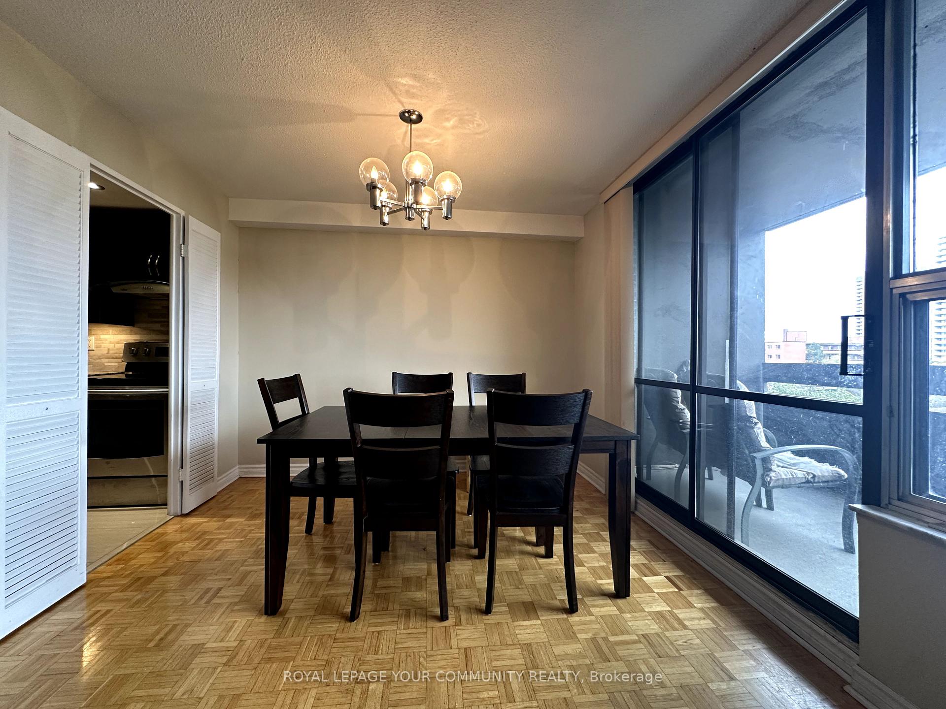 Photo 3 of Unit 611, 11 Wincott Drive, Etobicoke, Kingsview Village-The Westway — HOMEH