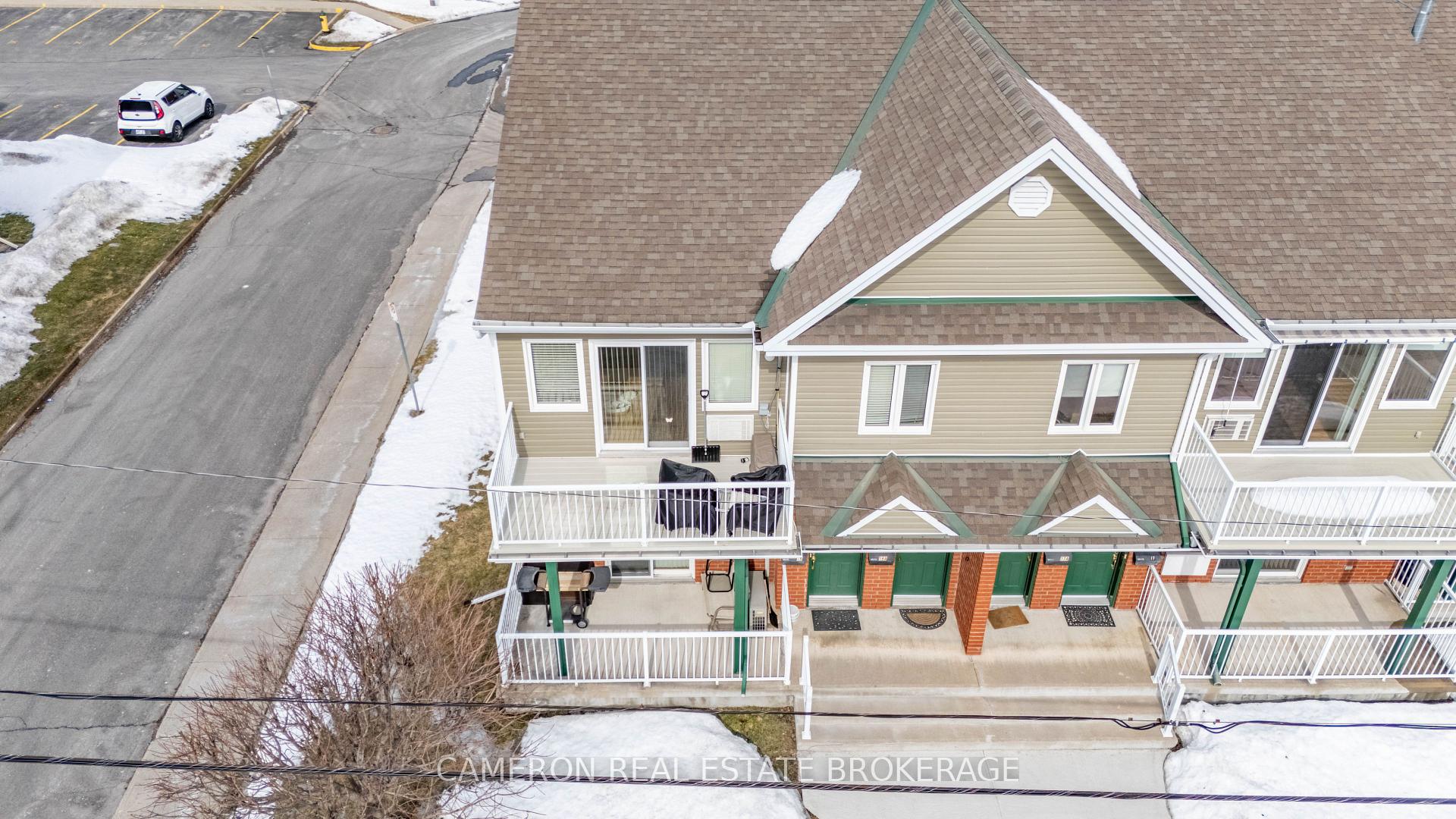 Photo 3 of Unit 5, 19A First Street W, Cornwall — HOMEH
